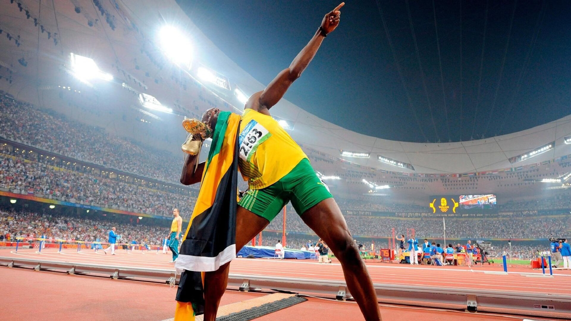 纳达尔强势回归红土赛场 法网前景引热议_中欧体育